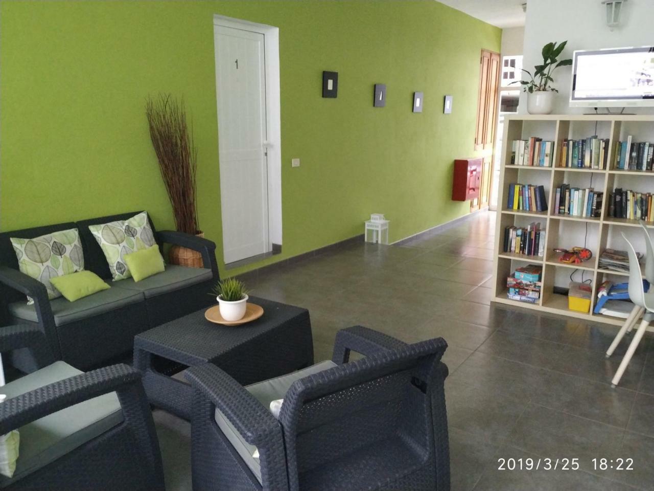 Apartamentos El Patio Лос-Льянос-де-Аридане Экстерьер фото
